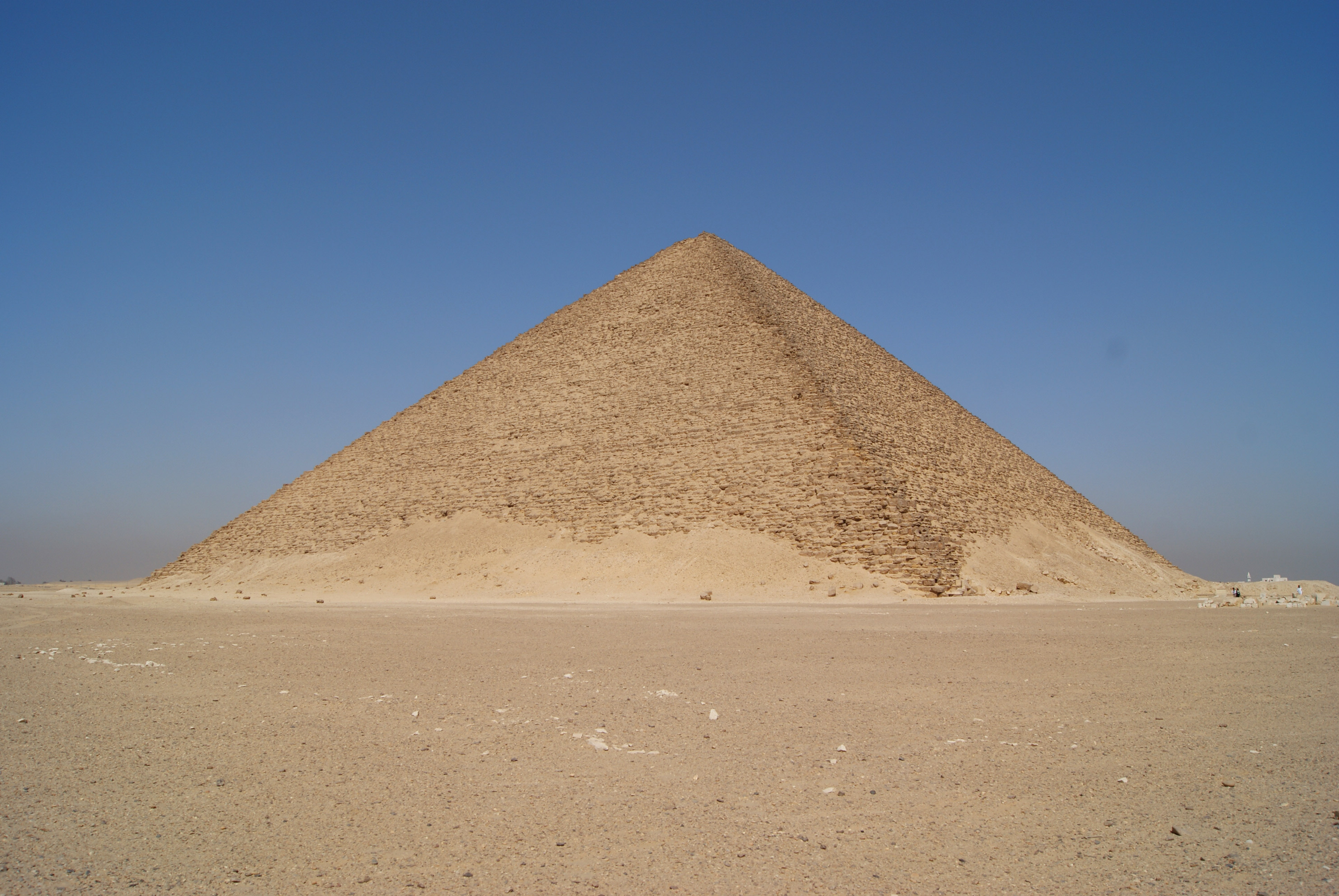red-pyramid2.jpg