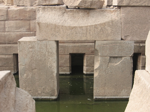 Osireion in Abydos Б.jpg